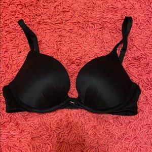 Victoria Secret push Up plunge bra 32C